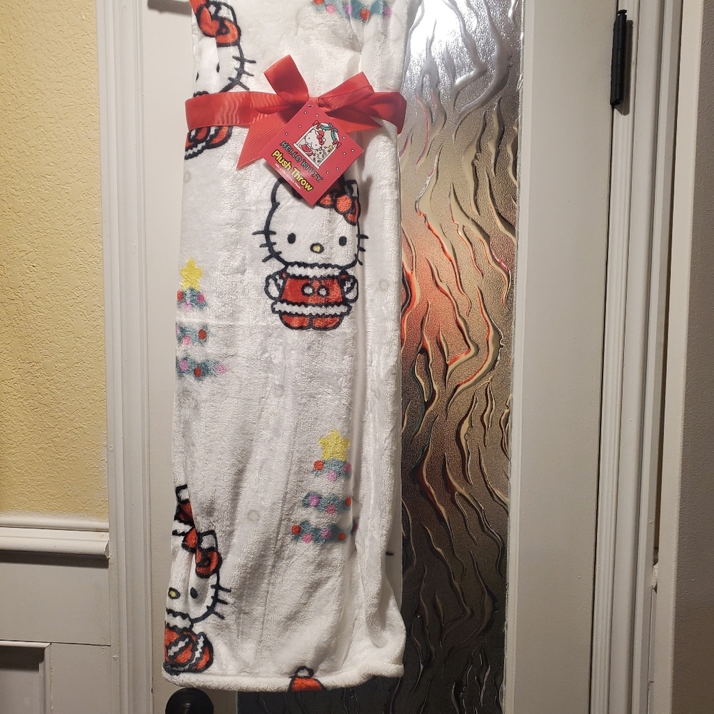 Hello Kitty Plush Throw